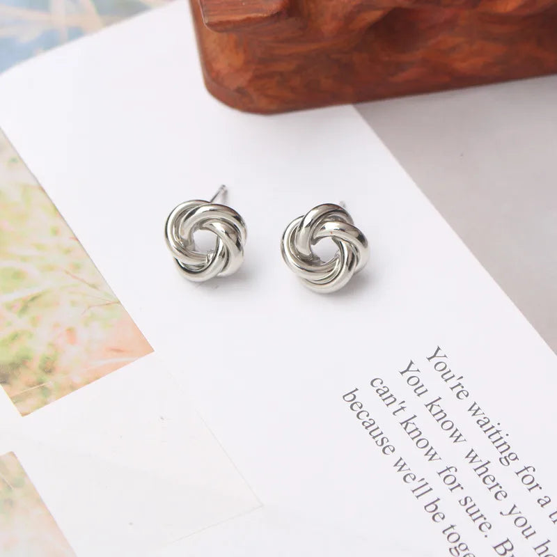 Twist & Shine Studs Earrings