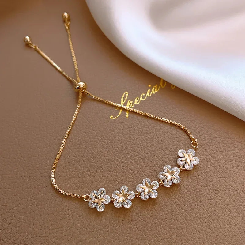 Flower Star Pendant Bracelet